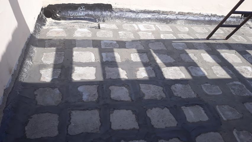 Terasa - bitumenska traka uz zid